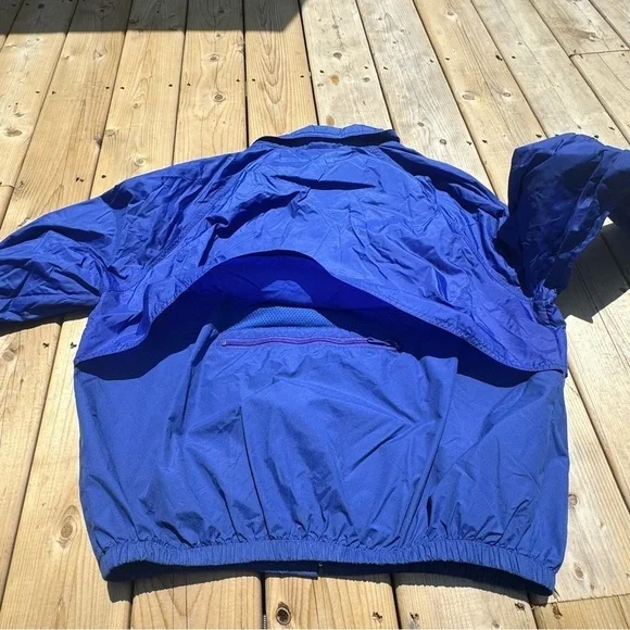 Tim Hortons wind breaker XL vintage - Picture 6 of 7